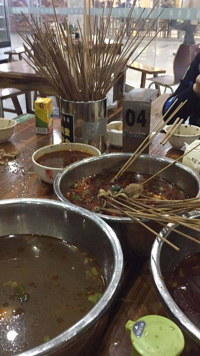 歪串串(中翔时尚广场店)