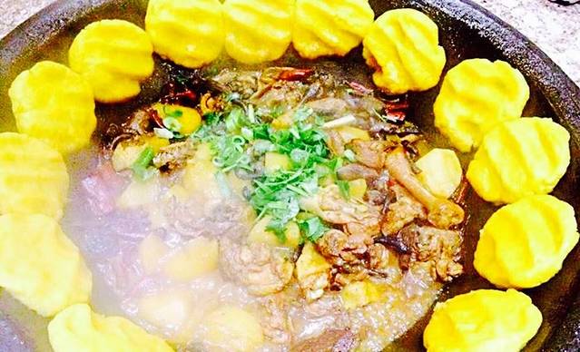 红太阳铁锅盛宴