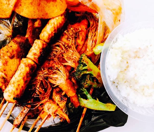 清真·佰热客其