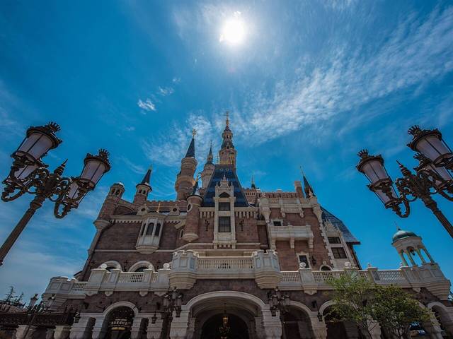 【中国香港】迪士尼飞天巡游