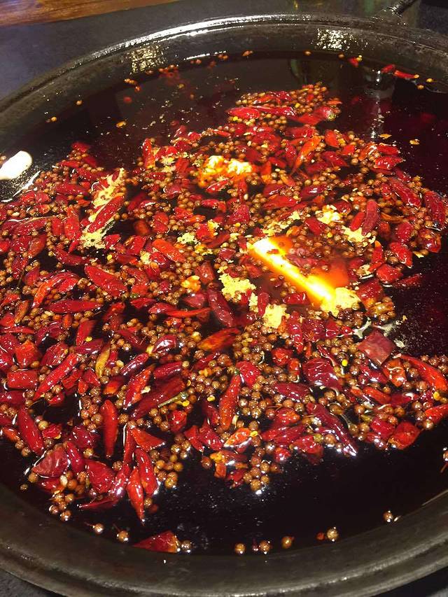 渝宗老灶火锅(黄桷坪店)