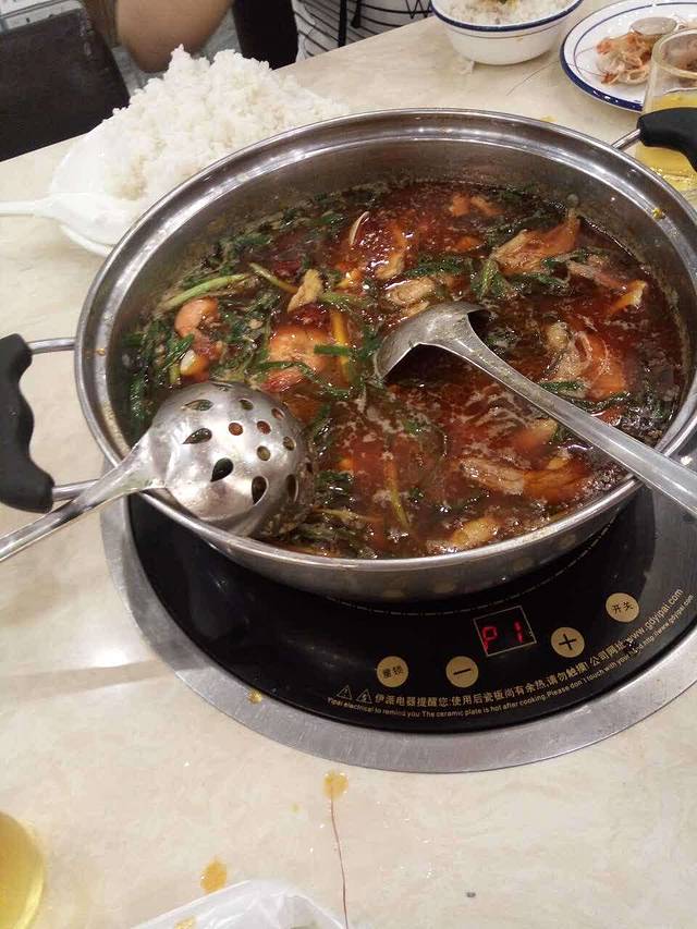 爱可鲜香辣海鲜锅(漓滨总店)