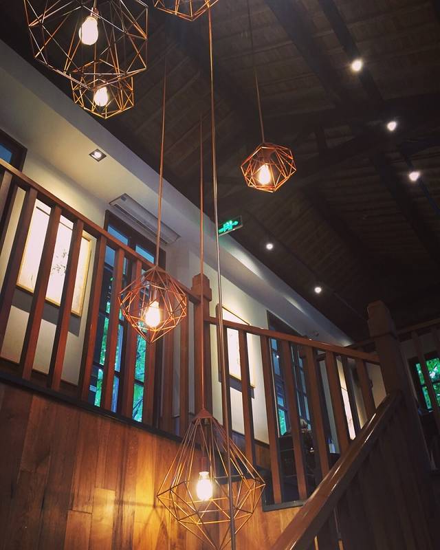 星巴克(杭州断桥店)