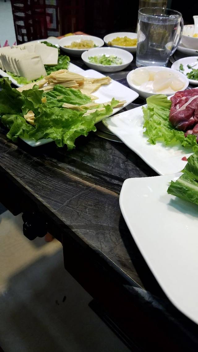 二洒手抓美食城 (一分店)