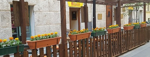 Loyola Café & Lounge