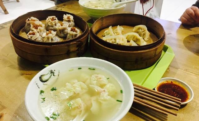 朱婆馄饨(砂之船奥莱店)