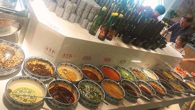 重庆髙老九火锅(松江万达广场店)