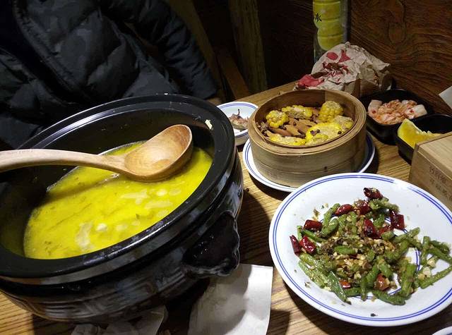 九锅一堂酸菜鱼(华宇广场店)