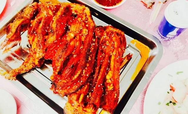 草原之家烤全羊