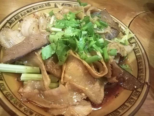 游氏跷脚牛肉·川菜(西安中路店)