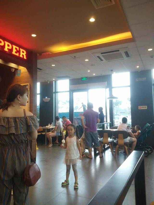 汉堡王(昆山奥特莱斯)