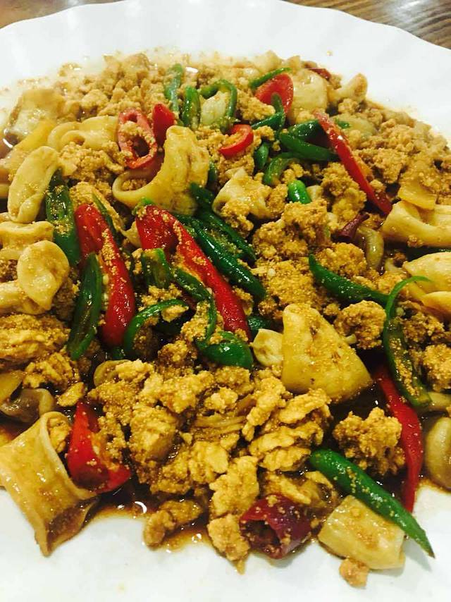 强子海鲜(建设一路店)