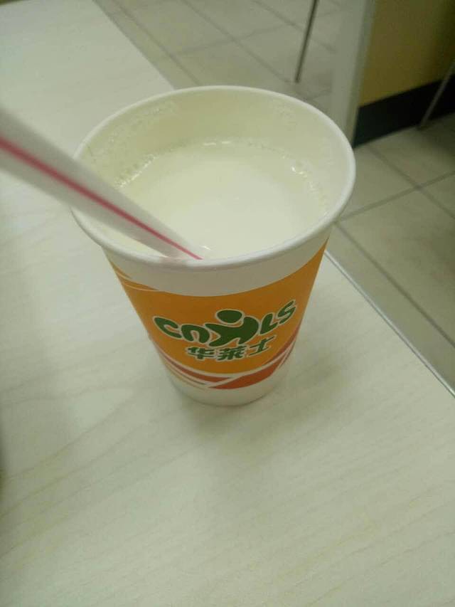 华莱士·全鸡汉堡(自贡店)