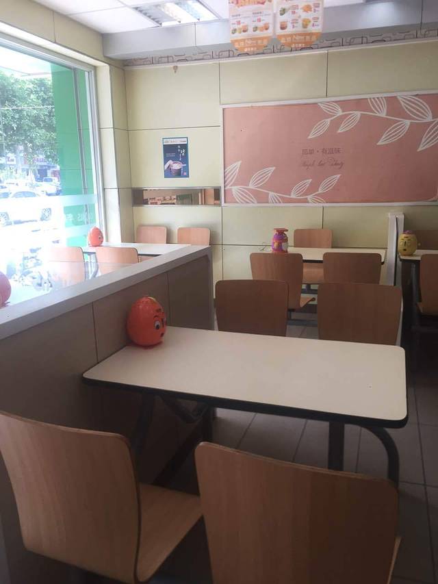 华莱士·全鸡汉堡(惠阳秋长店)