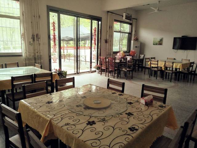 眉县红河逸香园民宿