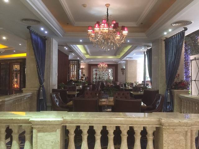 假日牛扒西餐厅