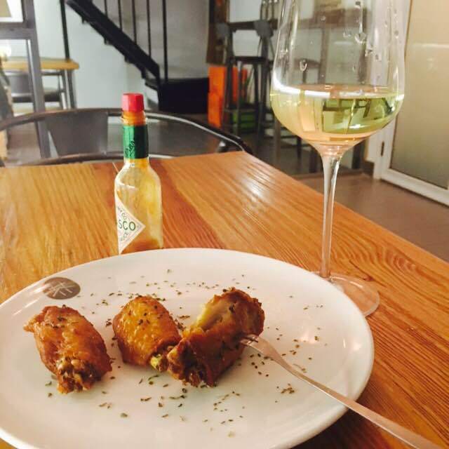 芥咖(江滨小区店)