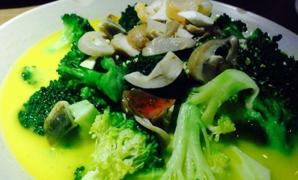 青年公社(伊势丹店)