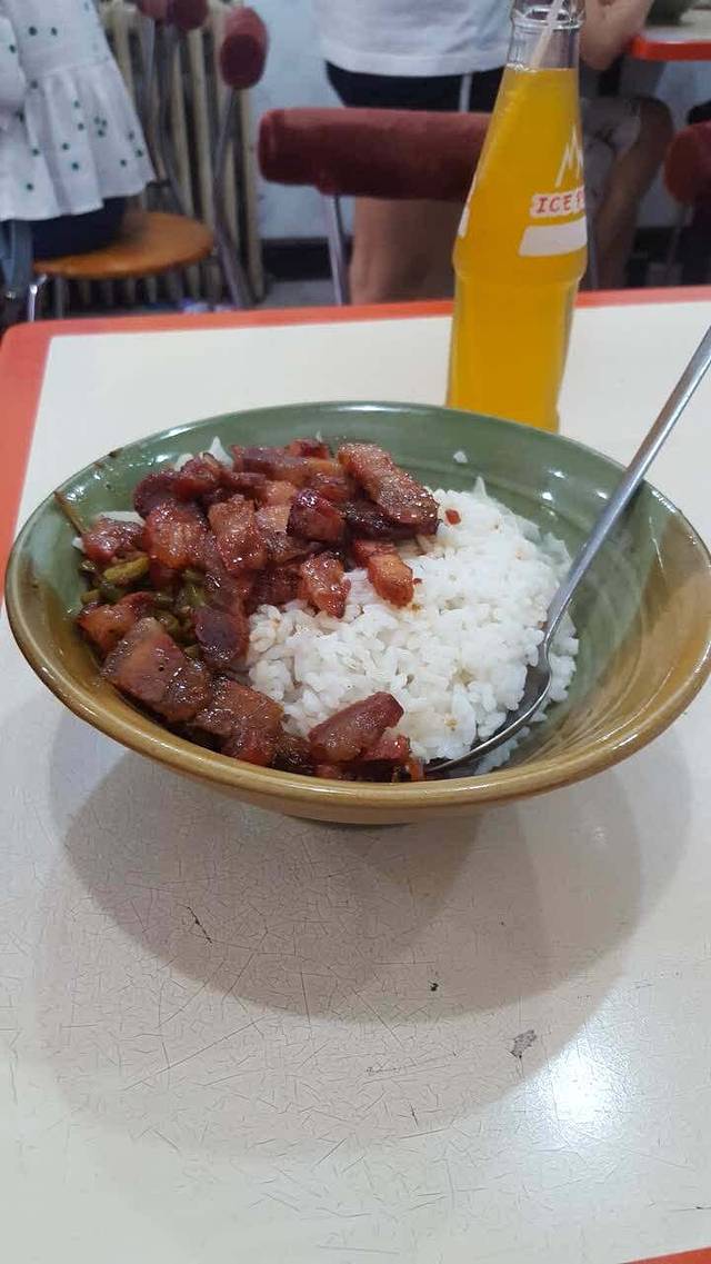 粤广餐饮小南国