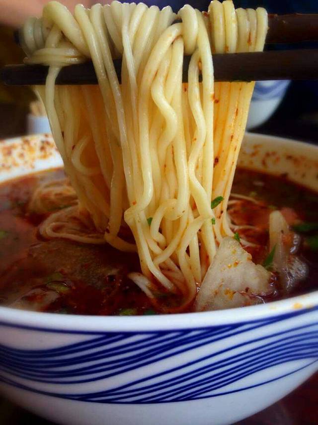 云峰清真餐厅(南滨河路店)