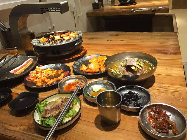 昱牛家韩式烤肉店(新一百店)