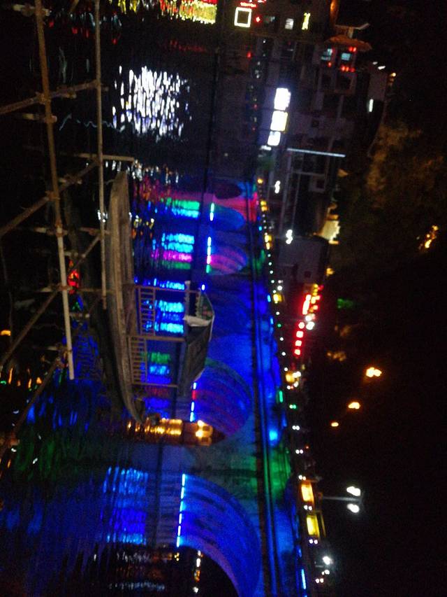 苗妹子烤鱼酸汤鱼