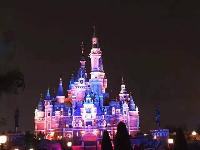 来伊份(原平路店)