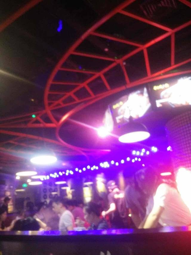 半天妖烤鱼(万达广场店)