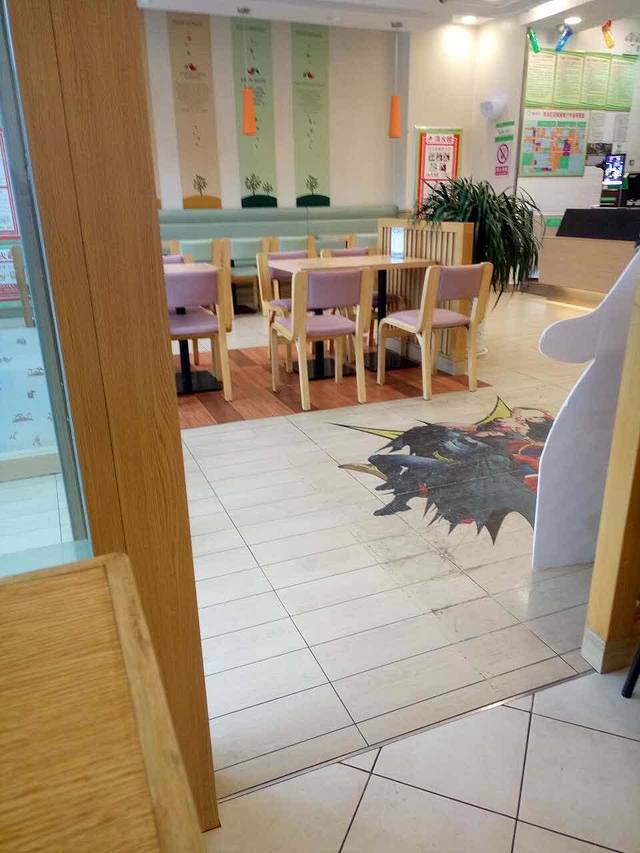 德克士(匹克银座店)