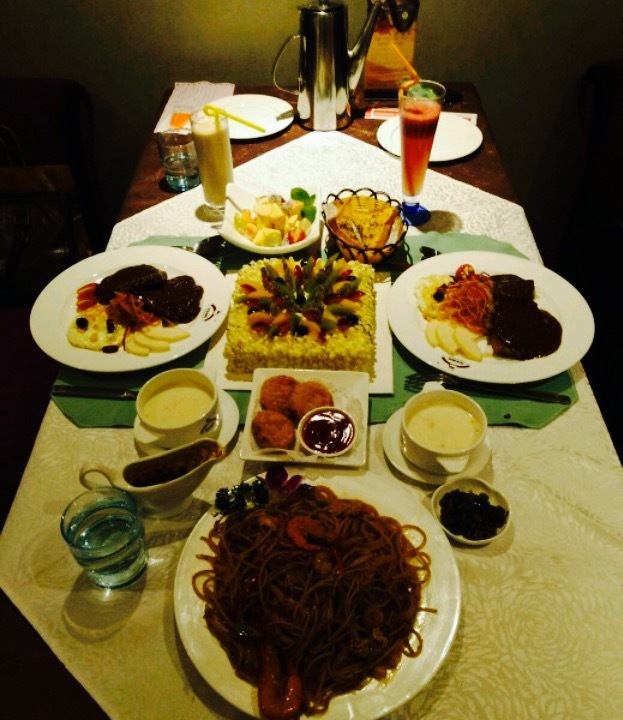 两岸咖啡西餐厅(森林半岛店)