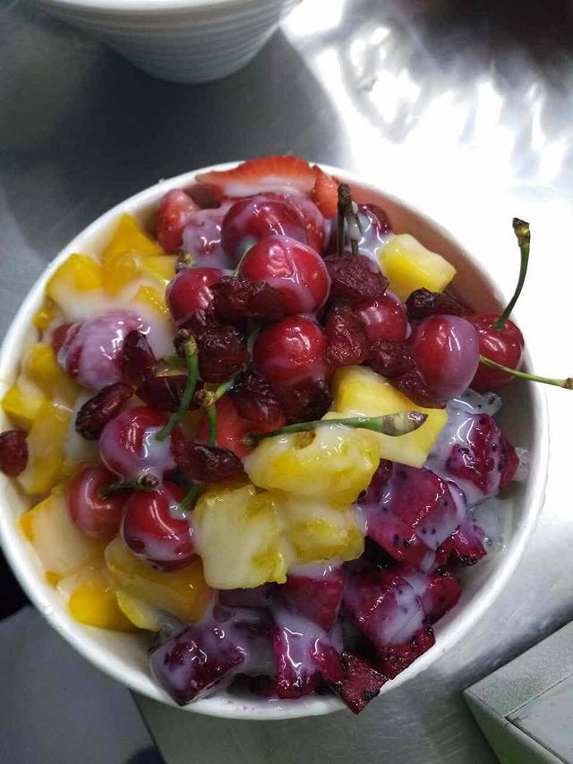 梁子刨冰王(园荫道店)