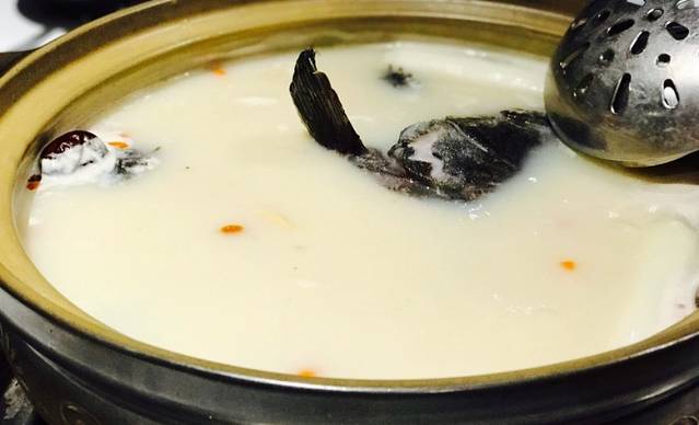 银滩鲍鱼火锅(金沙店)