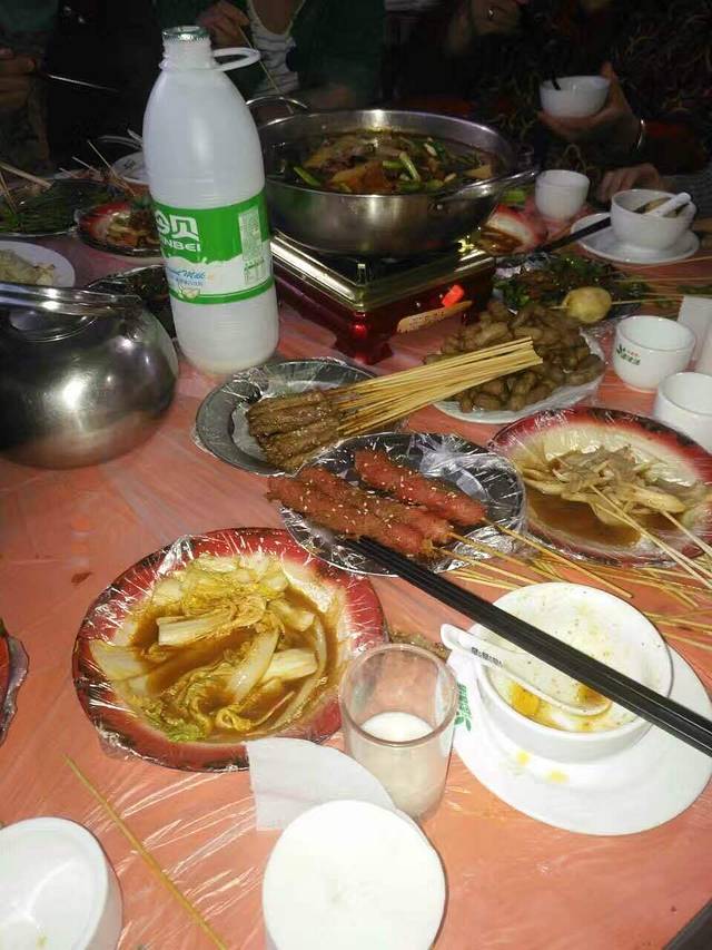 胖嫂烧烤(风神路店)