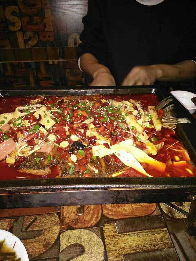 東家鱼馆(海城店)