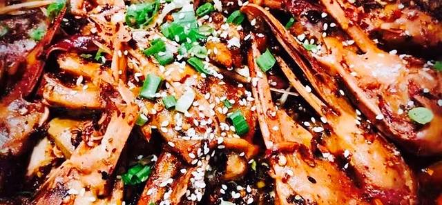 渝都干锅辣鸭头