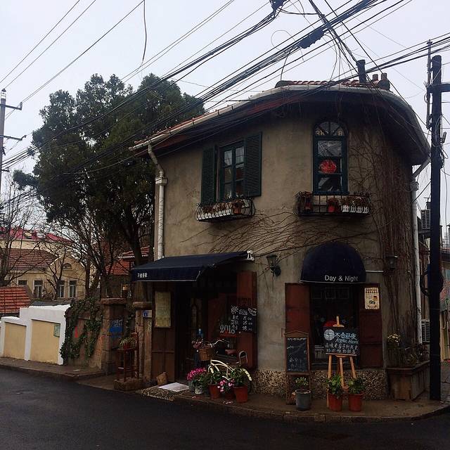 不舍昼夜咖啡馆