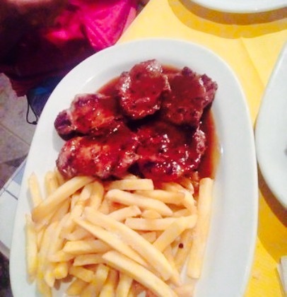 Drosia Taverna & Grill Room