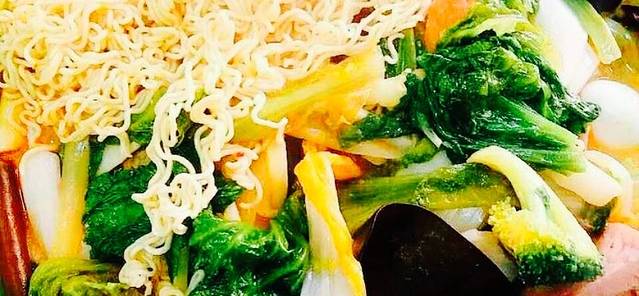 马金龙麻辣烫(巴尔鲁克西路店)