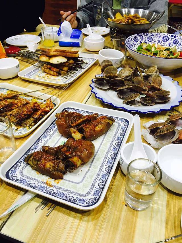 火万里烧烤(哈工大店)