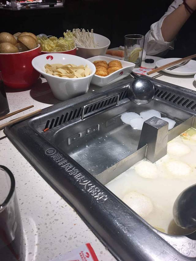 海底捞火锅(天鹅湖银泰店)