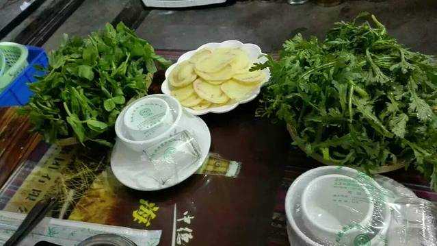 老庄野生菌火锅.腊排骨汤锅(亚丁店)