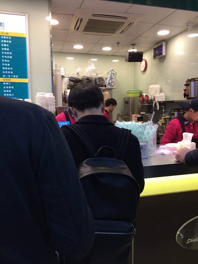 1点点(闵行欧尚店)