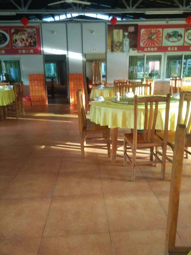 迎宾海鲜舫(厚伦街店)