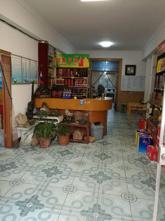 万佛湖许老大铁锅鱼