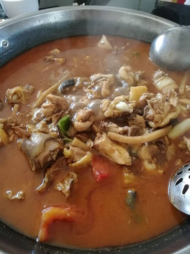 董氏酸笋鸡第一锅