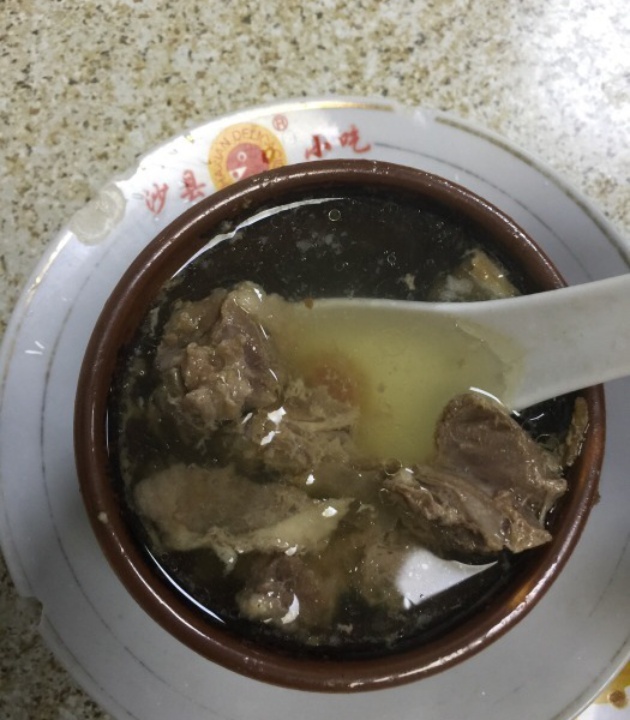 蛋炒面 鸽子汤饭 水鸭汤饭 排骨汤饭 牛肉汤饭 榨菜肉丝饭 拌云吞面