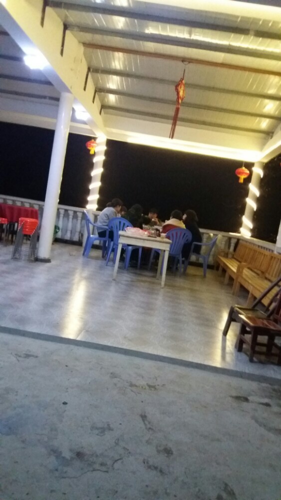 鲜鱼庄农家宾馆