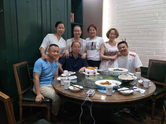 丝路东方虾仁水饺(南湖东路长青店)