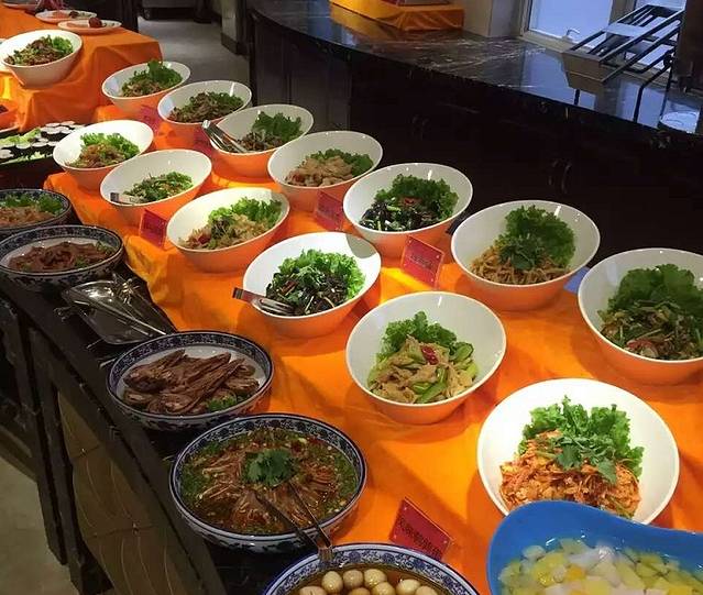 润增大酒店自助餐厅