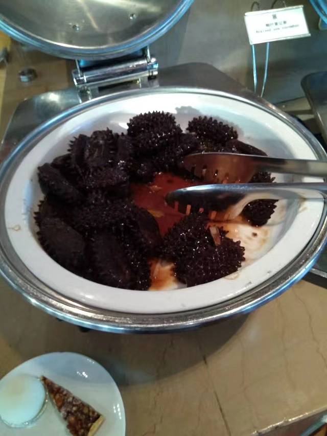 荣誉国际酒店·云顶旋转餐厅